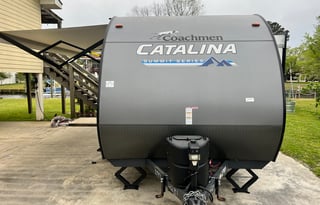 2022 Catalina Summit Series 7 184BHS DELIVERY ONLY