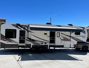 Dutchmen RV Voltage V-Series V3105