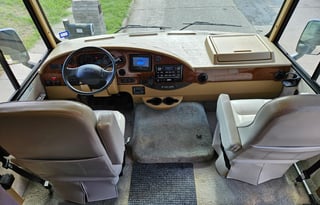 2013 Winnebago Vista 35F - FREE UNLIMITED INTERNET