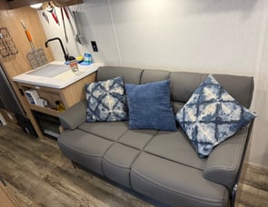 Forest River RV Cherokee Wolf Den 26EV