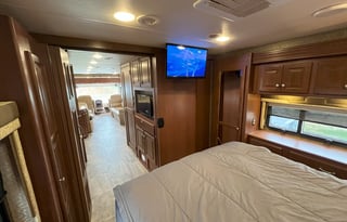 2015 Thor Motor Coach Palazzo 33.3