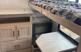 2023 Cruiser Shadow Cruiser 280QBS