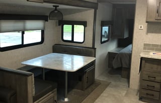 GreySea - 2021 Coachmen RV Apex Ultra-Lite 284BHSS