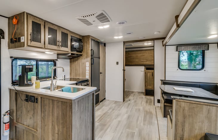 Kitchen and dining area.