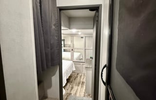 2022 Montana High Country 377FL (BRFL 1811)