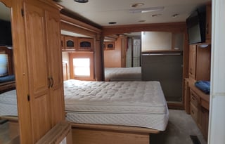 2007 Newmar Kountry Aire 37SBRE