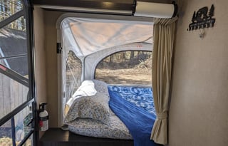 2017 Dutchmen RV Kodiak Ultra Lite 186E
