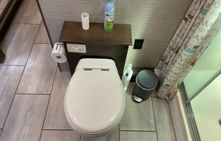 Luxury Pet Friendly RV priced to rent!!!!