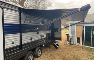 Pat's Wolf Den 2021 Forest River RV Cherokee