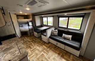 Fully Stocked, Double Bunk | Sleeps 6-8 | 2022 RV