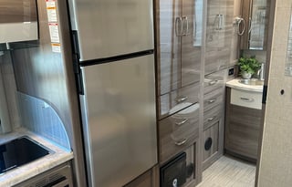 2023 Thor Motor Coach Delano Sprinter 24FB