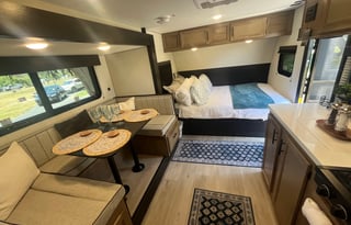 5 starts Rv trailer