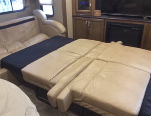Coachmen RV Chaparral 370FL