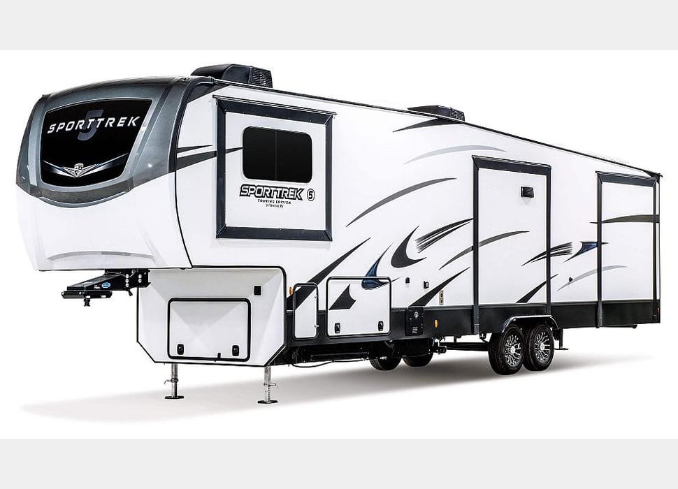 Fifth Wheel rentals in Como