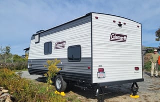 2022 Coleman Lantern LT 17B, Light and easy to tow