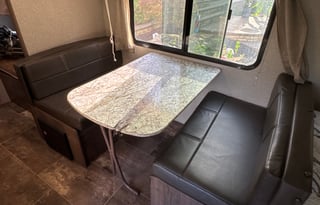 Pet Friendly 21’ Travel Trailer RV Rental