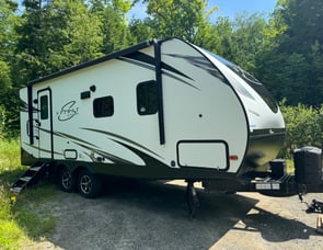 Coachmen RV Spirit Ultra Lite 2253RB