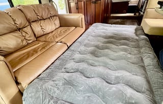 2013 Thor Motor Coach ACE 29 2