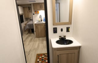 2025 Coleman Light - Perfect Size & Family Layout!
