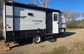 2020 Coachmen RV Clipper Cadet 17CFQ