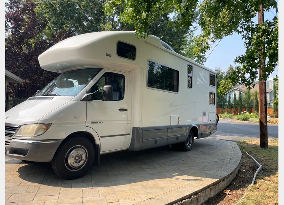 Class C Motor Home rentals in Reno
