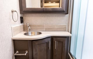 2022 Thor Motor Coach Aria 4000