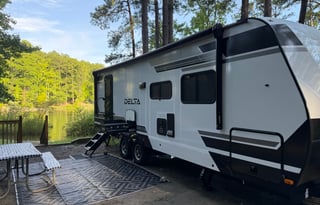 Turn-Key Getaway: Delivered & With Starlink!