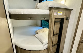 2021 Heartland Pioneer