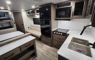 2024 Grand Design Transcend Xplor 24BHX