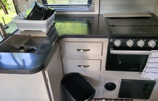 2022 Prime Time RV Tracer 24DBS