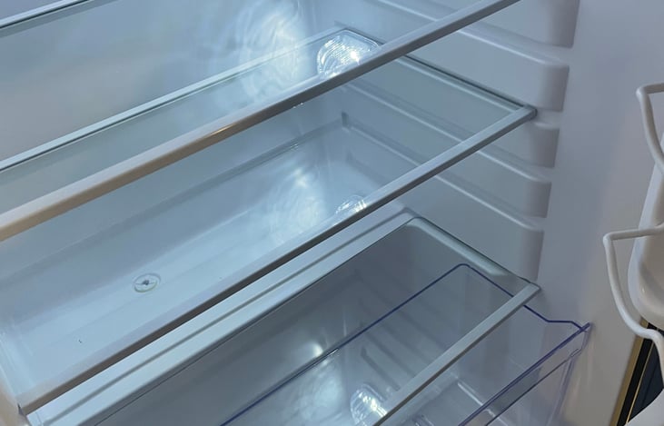 Fridge drawer and glass tops in very good condition.