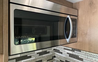 Amazing Couples Getaway w/Washer & Dryer