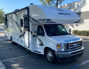 Holiday House RV Deluxe 24SC