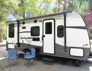 Keystone RV Summerland Mini 1750RD