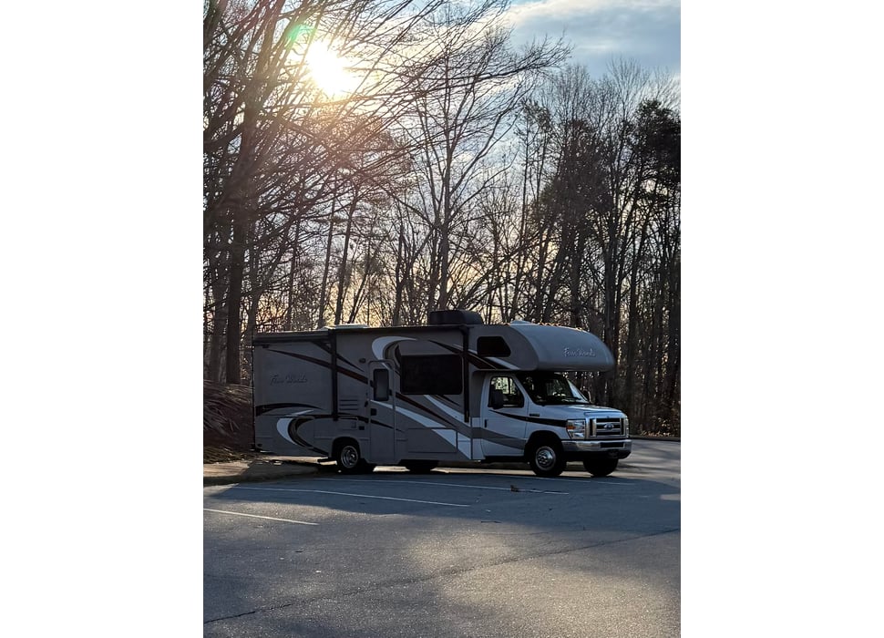 Class C Motor Home rentals in Kasilof