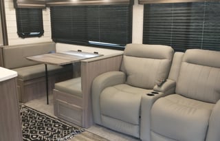 2022 CrossRoads RV Sunset 285ck