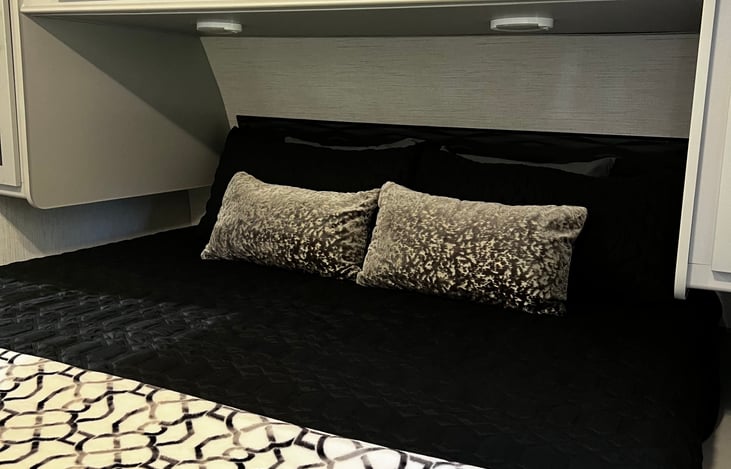 Master Bedroom with KING bed