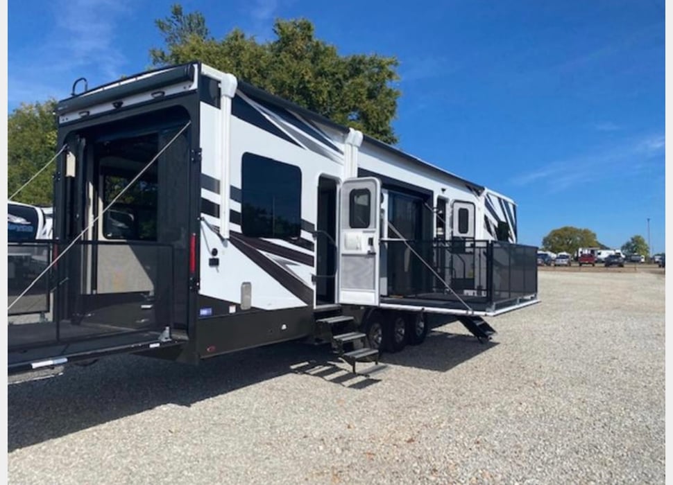 Toy Hauler rentals in Troutman