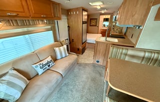 Itasca Cambria 29H RV (BRFL 1636)