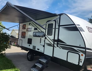 Dutchmen RV Coleman Light 1905BH