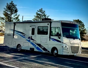 Winnebago Vista 31BE