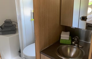 2018 Airstream RV Flying Cloud 19CB