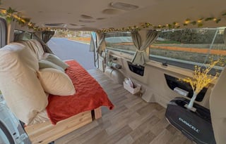 Rainforest Roamer - Cozy Cabin On Wheels