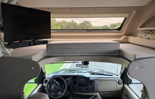 BRAND NEW 2026 Entegra Esteem 27U 30' Class C