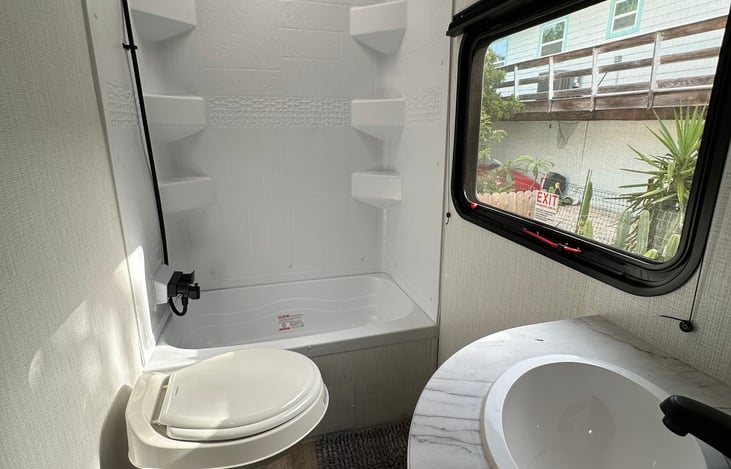 Tub shower combo is great for families with kids