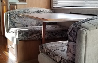 Family Friendly Fleetwood Discovery 36R