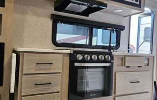 Finger Lakes RV Rentals Lil' Bit