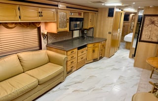 2005 Fleetwood RV Excursion 39s