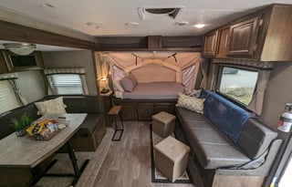 2020 Forest River RV Flagstaff Shamrock 233S