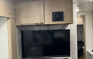 Winnie’s Road Adventures- 2024 Winnebago camper